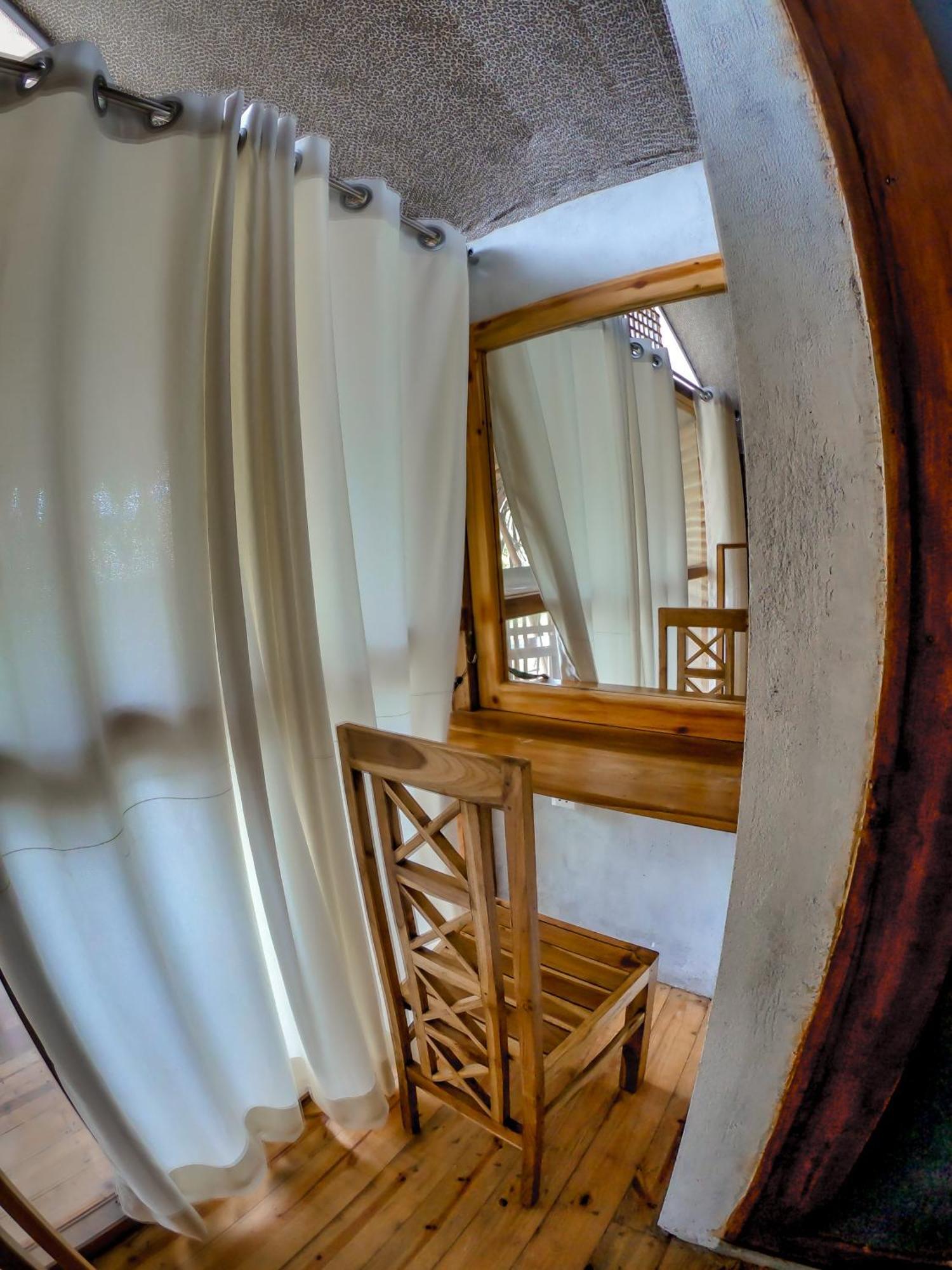 Lamiaceae Wood Cabin Ела Екстериор снимка