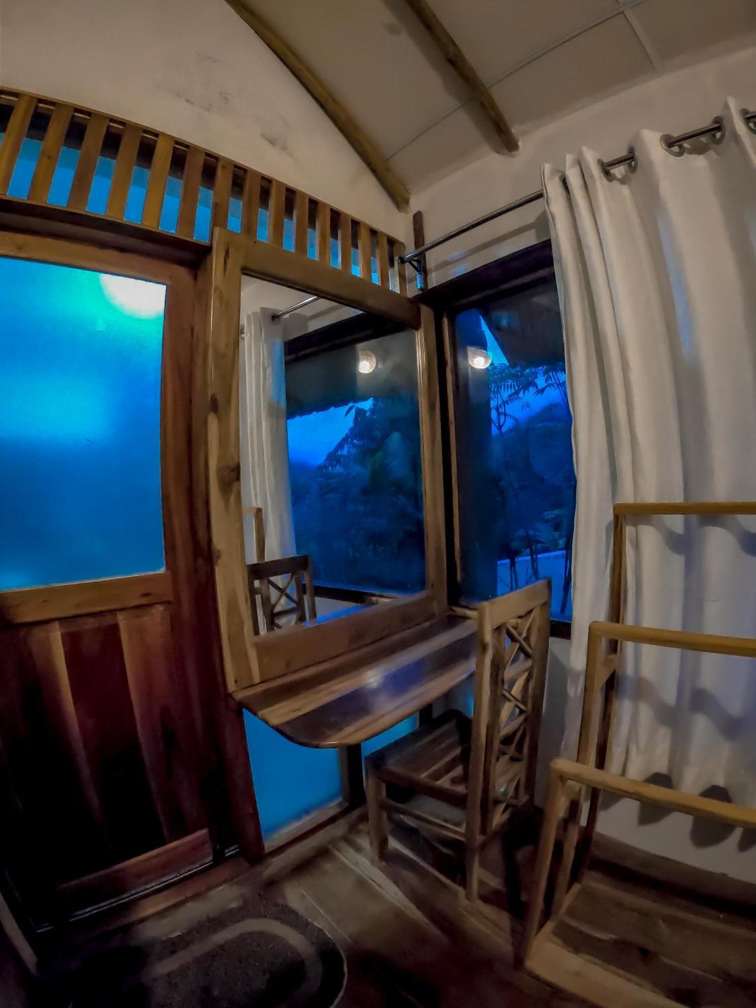 Lamiaceae Wood Cabin Ела Екстериор снимка